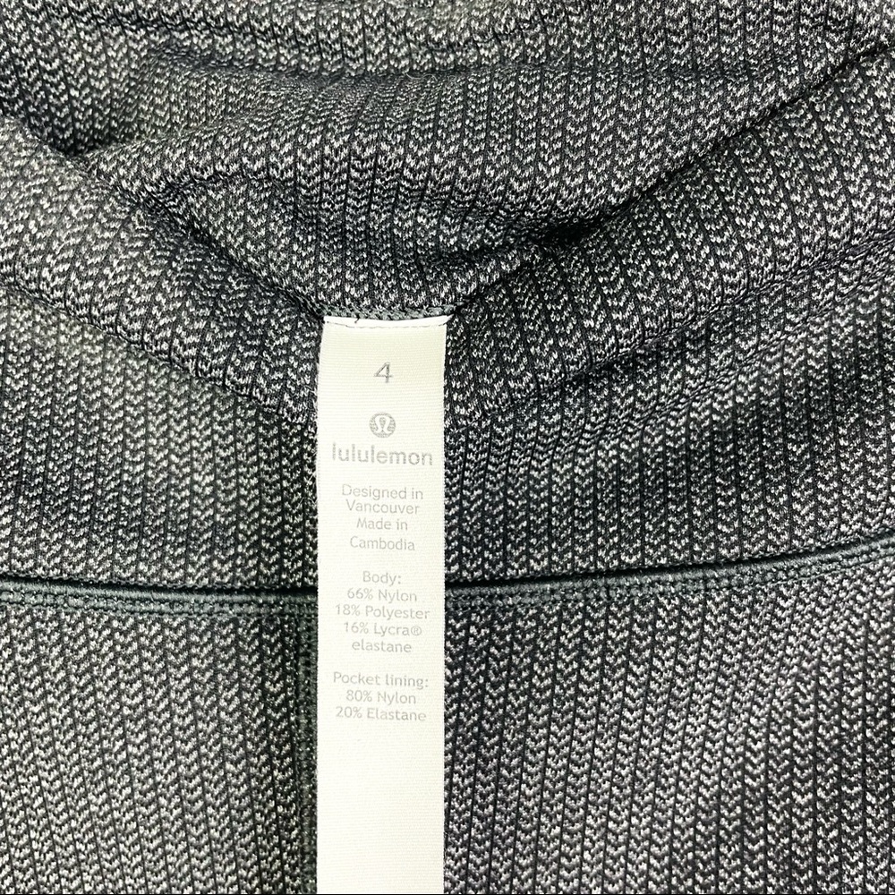 Lululemon Speed Tight V - Picture 6 of 10